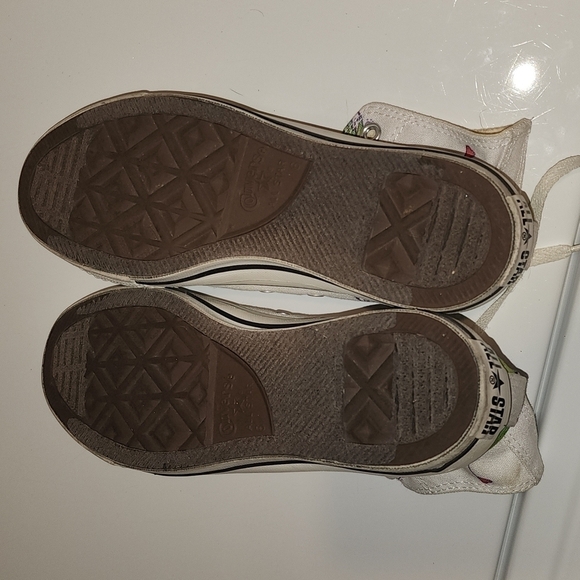 CONVERSE Personalized Lovers High Tops - Picture 5 of 10